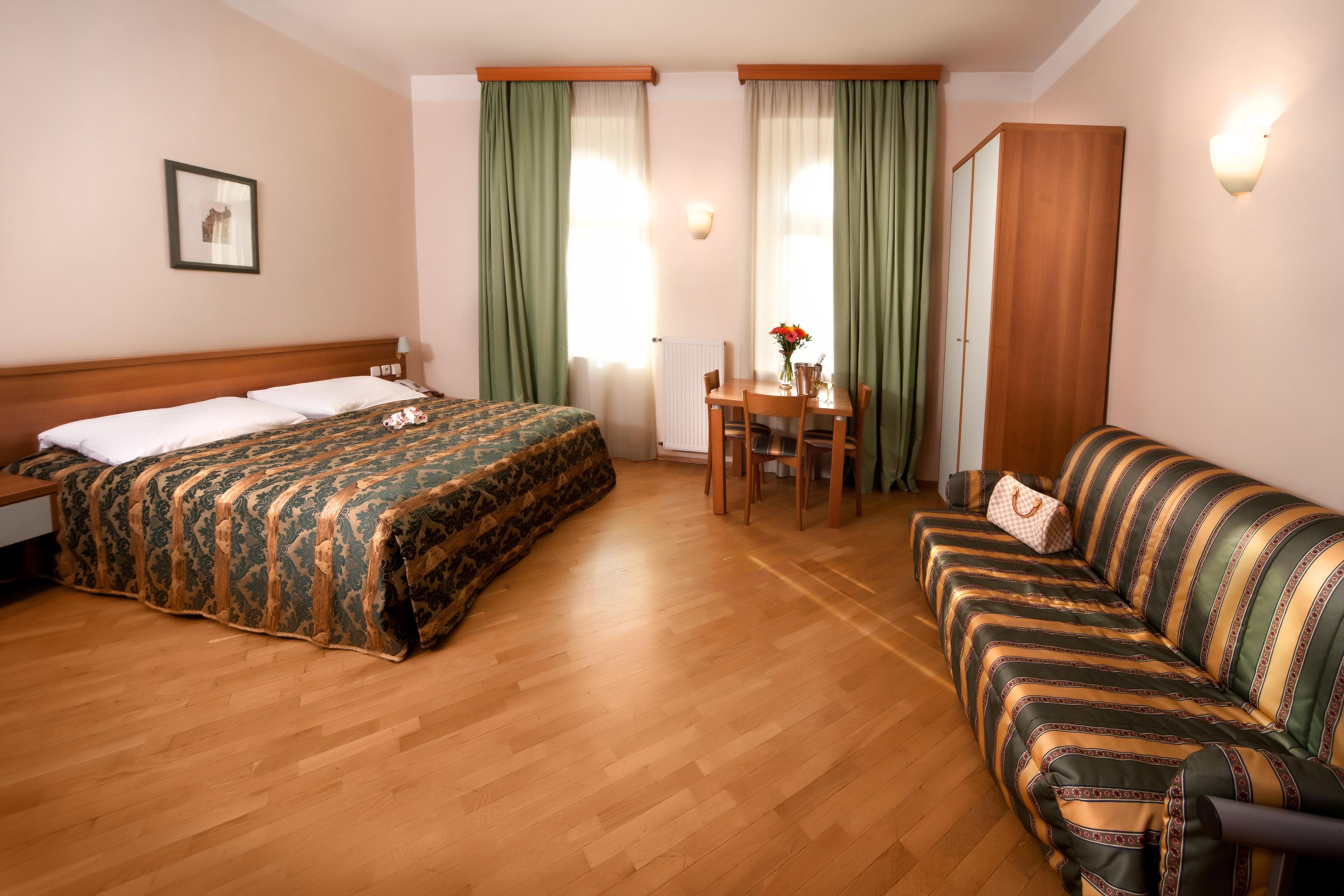 Hotel Residence Select Praag Buitenkant foto