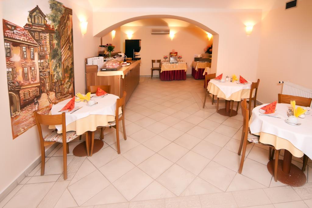 Hotel Residence Select Praag Buitenkant foto