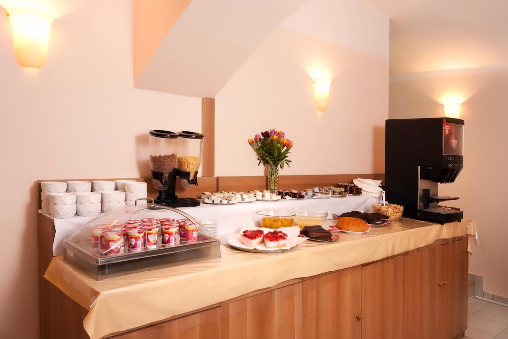 Hotel Residence Select Praag Buitenkant foto