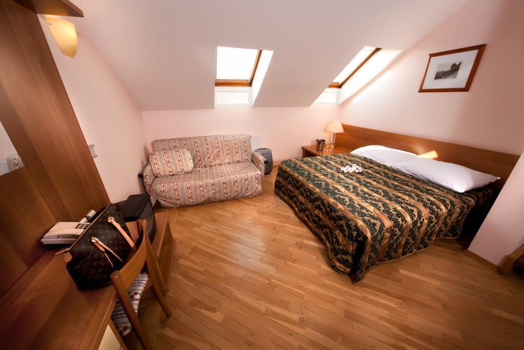 Hotel Residence Select Praag Buitenkant foto