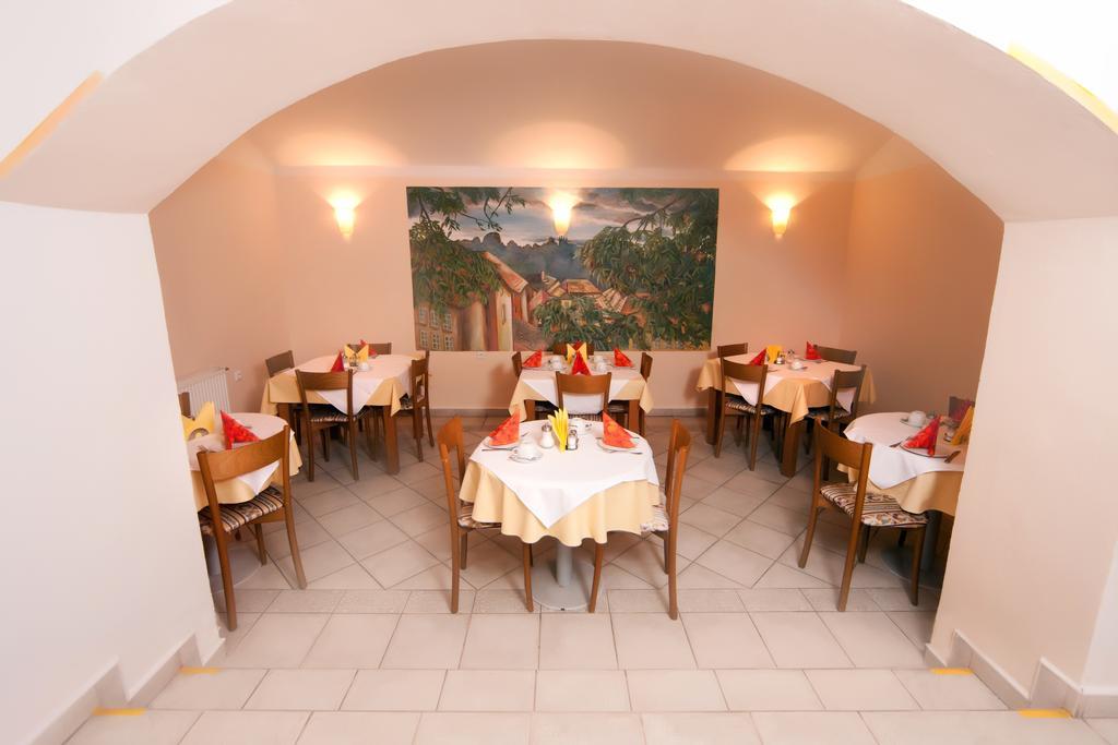 Hotel Residence Select Praag Buitenkant foto